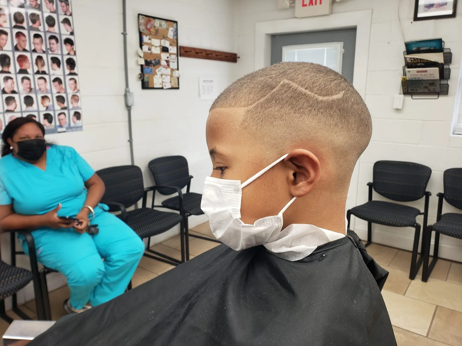 Hutch's Barber Shop — exterior